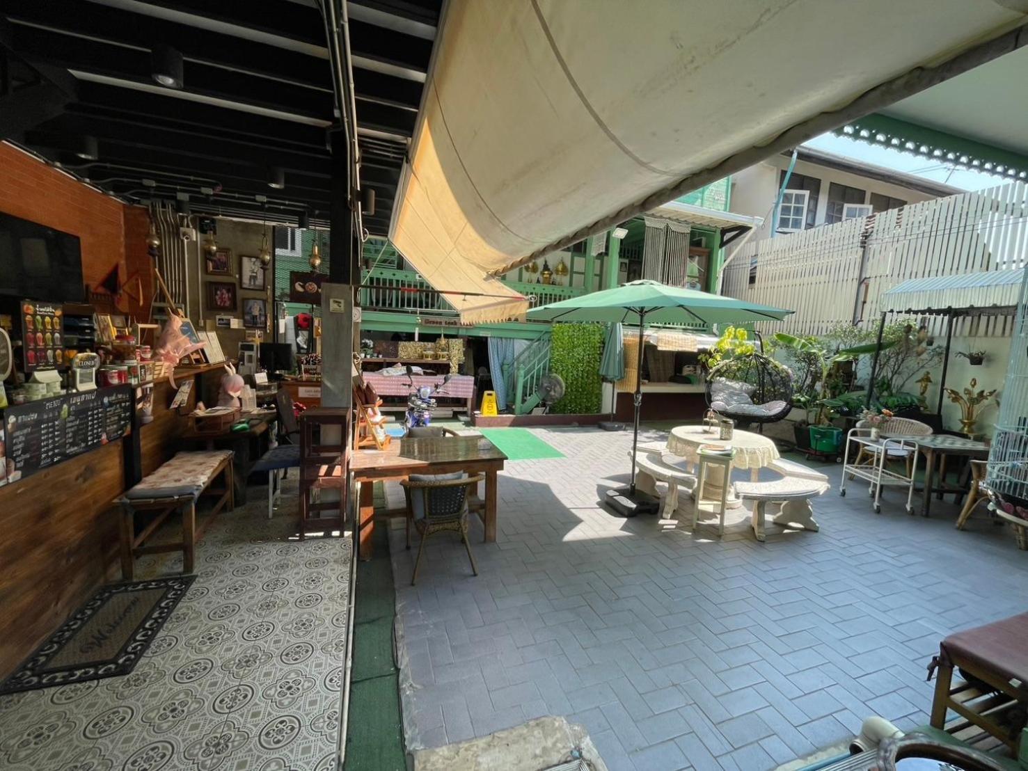Green Teak House Bangkok Exterior photo